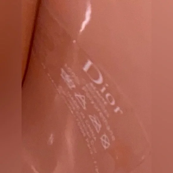 SOLD! Christian Dior blush pink makeup bag - Picture 5 of 9